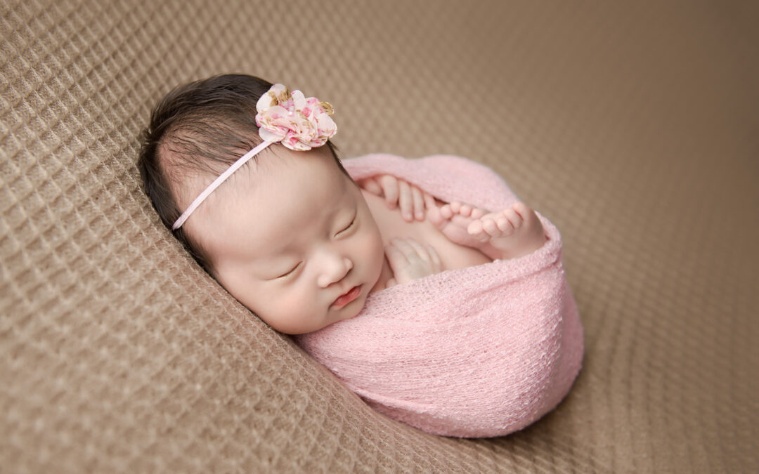 Calgary AB Newborn Photographer | Lorena