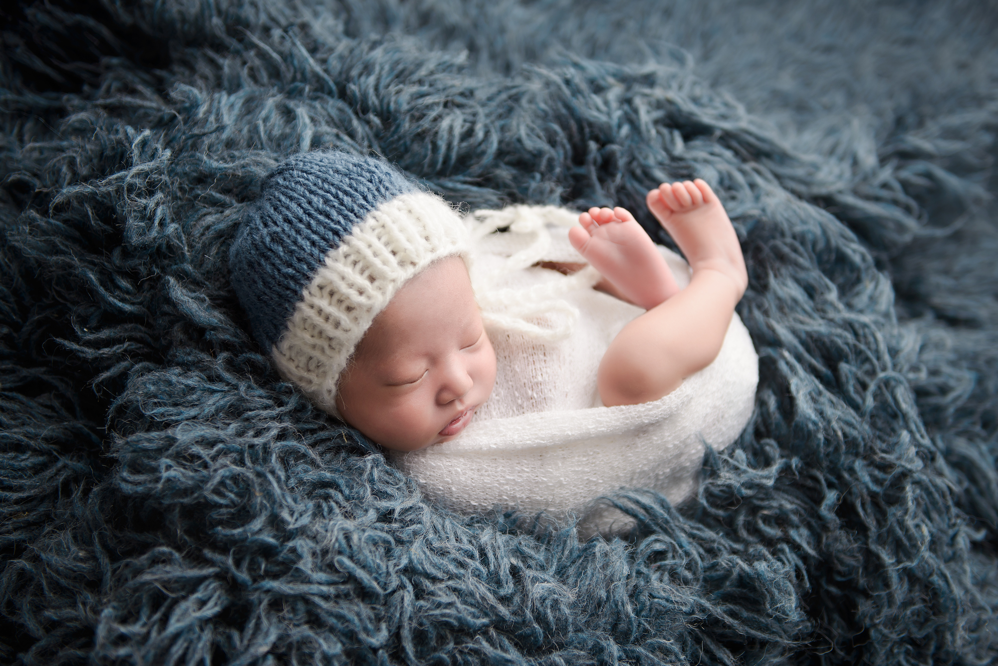 Calgary Baby Photographer Blue Hat