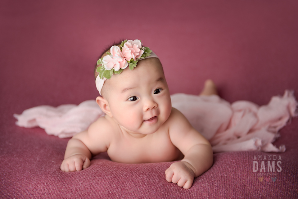 100 Days Baby Photography Session | Tummy Time – Megan