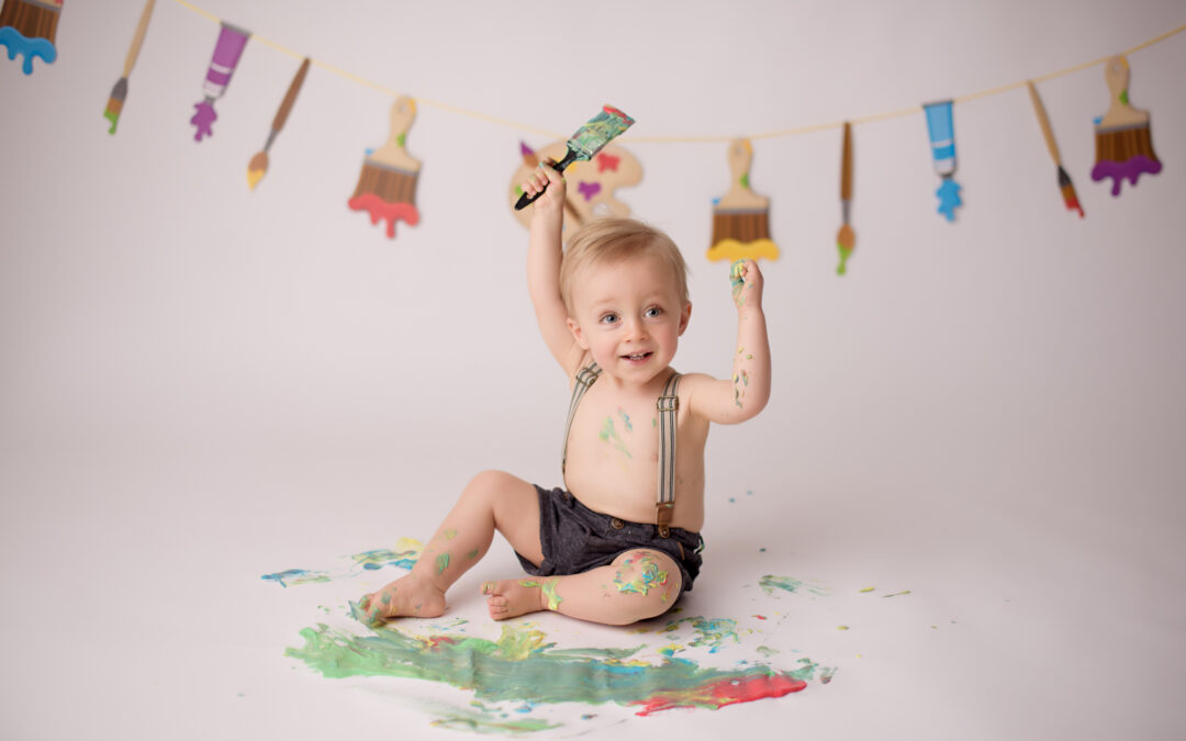 Paint Session for Babies | Lucas