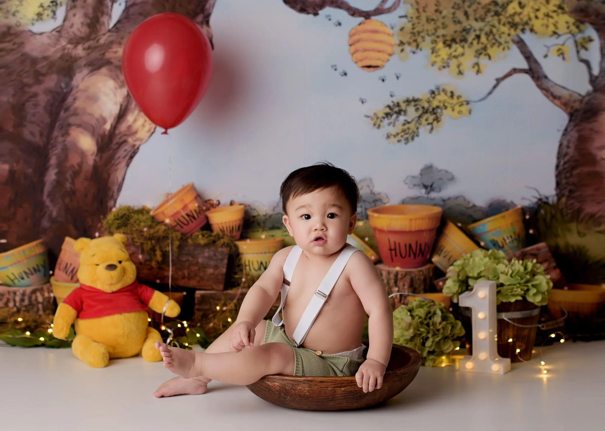 1614207506 amanda dams photography cake smash archie 1 min