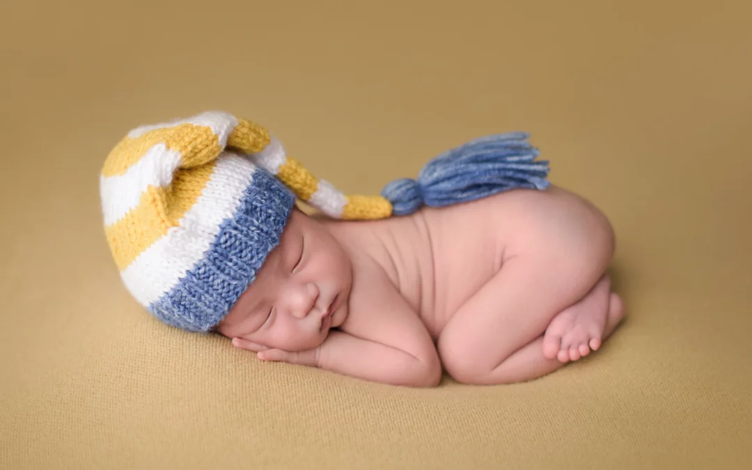 What Colour Backdrop is Best for Newborn Photography?