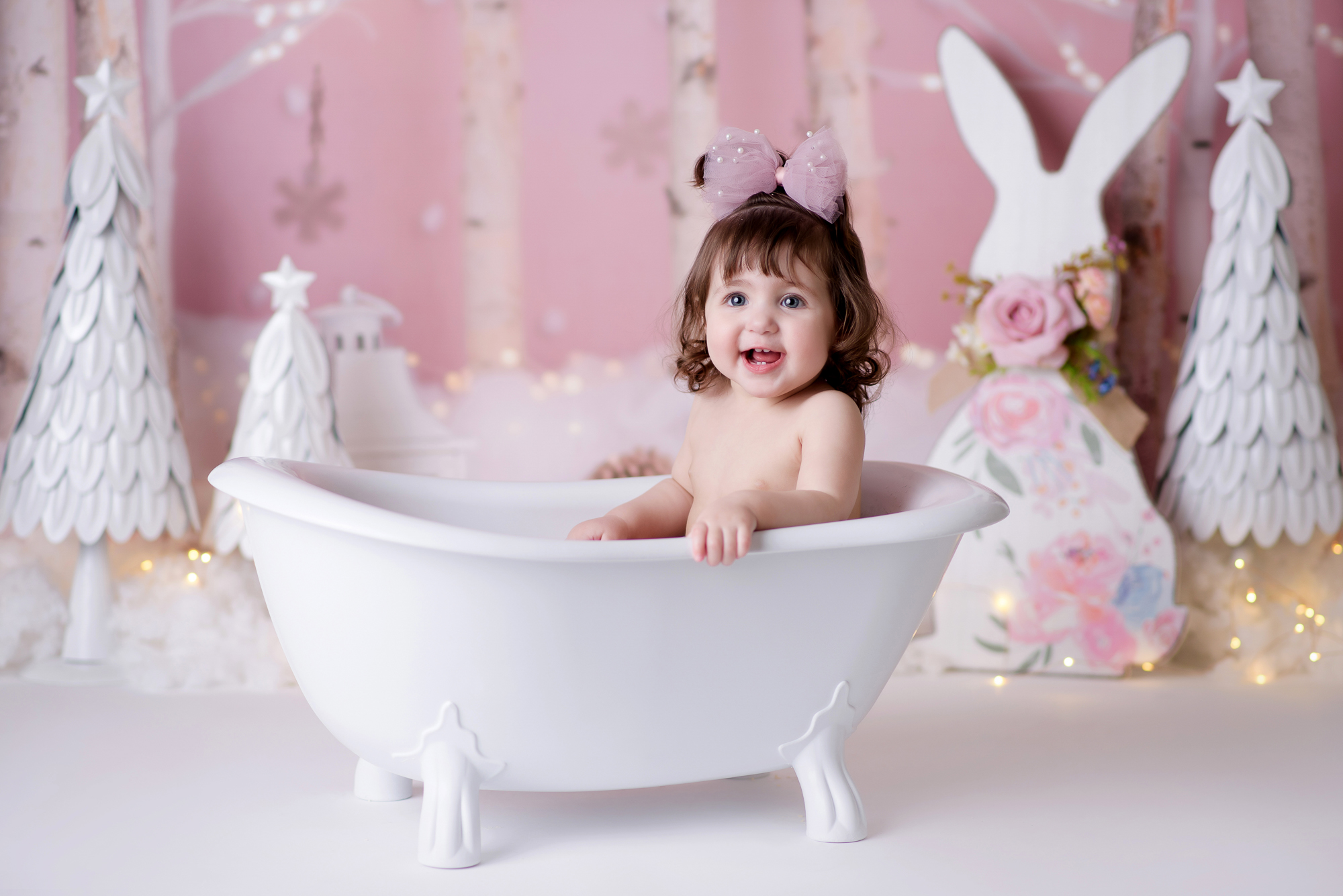 Amanda Dams Photography Cake Smash Pink Bunny Bubble Bath