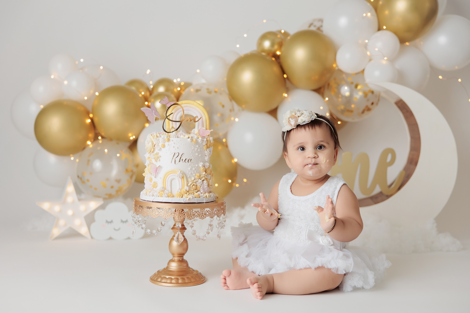 Amanda Dams Photography Cake Smash White And Gold Theme