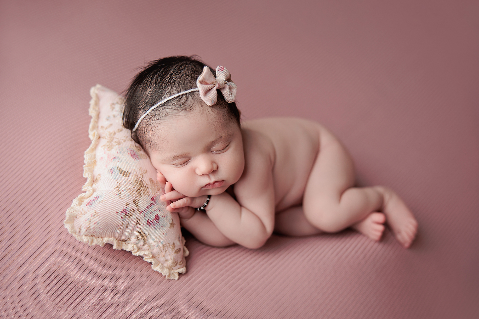 Newborn Photography Calgary by Amanda Dams - Baby with Pink Pillow