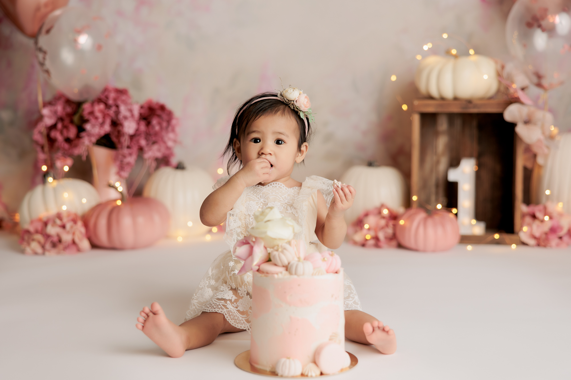 Cake Smash Photos: Ideas and Tips to Getting Timeless Photos You'll Love