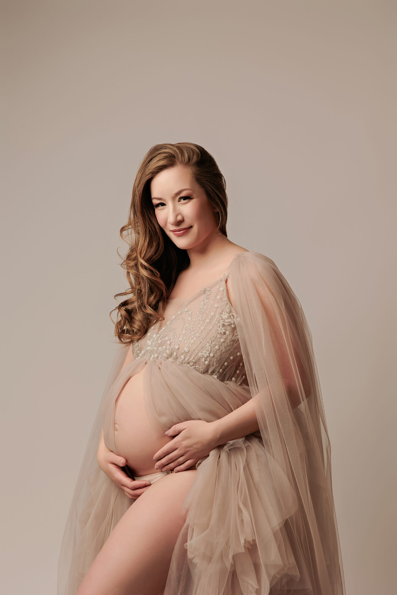 Maternity photos in Calgary Maternity photos in Calgary