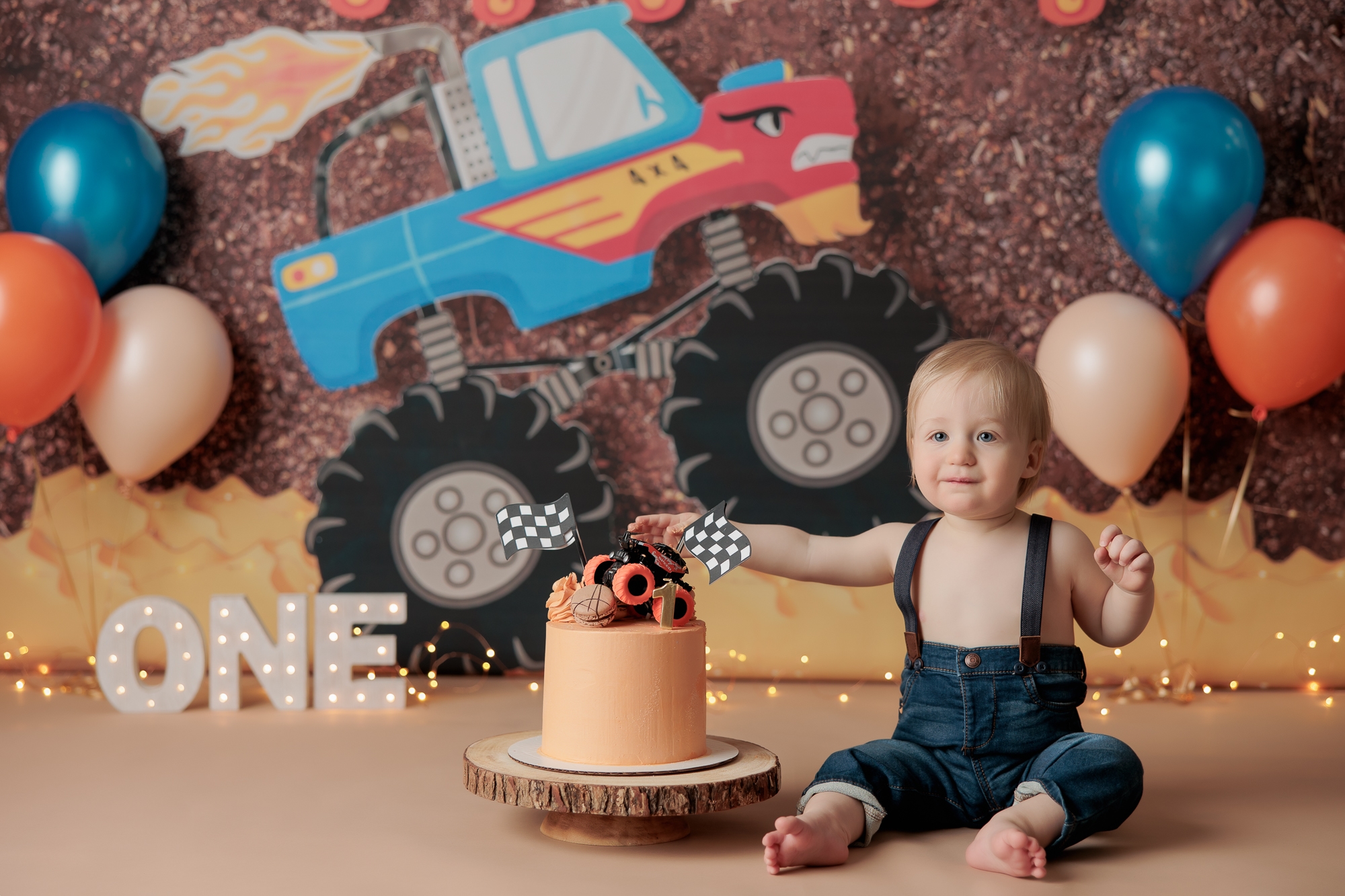 Amanda Dams Photography Cake Smash Wyatt 4 Amanda Dams Photography Cake Smash Wyatt 4