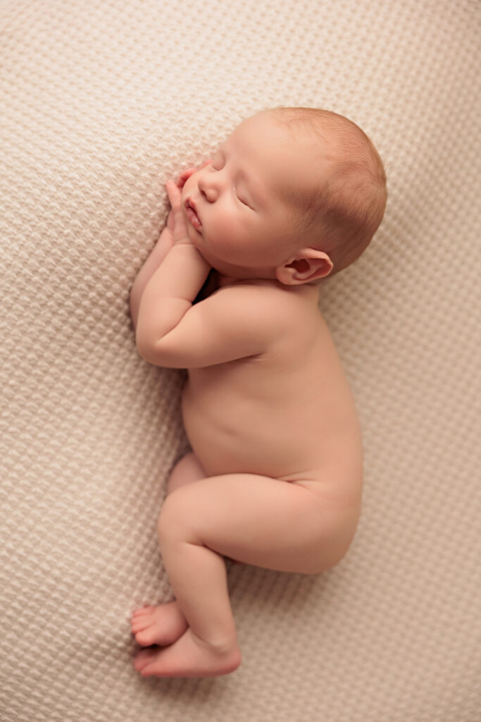 Amanda Dams Photography Newborn Baby River 24 Amanda Dams Photography Newborn Baby River 24