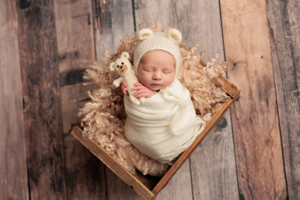 Amanda Dams Photography Newborn Baby River 9 Amanda Dams Photography Newborn Baby River 9