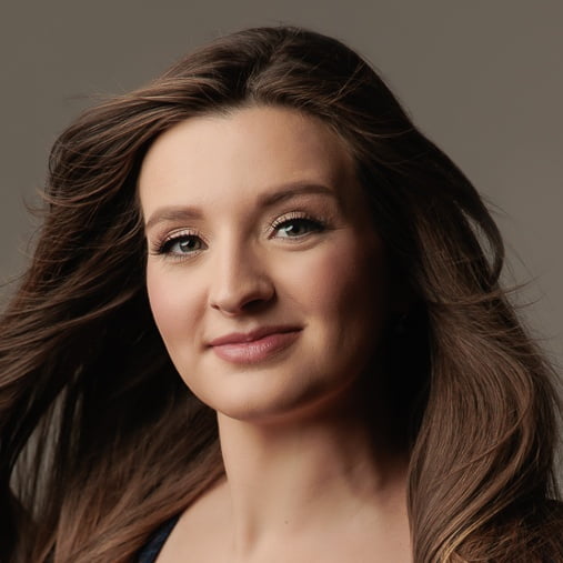 calgary-headshot-amanda-dams-testimonial-2 calgary-headshot-amanda-dams-testimonial-2