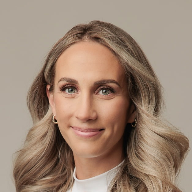 calgary-headshot-amanda-dams-testimonial-3 calgary-headshot-amanda-dams-testimonial-3