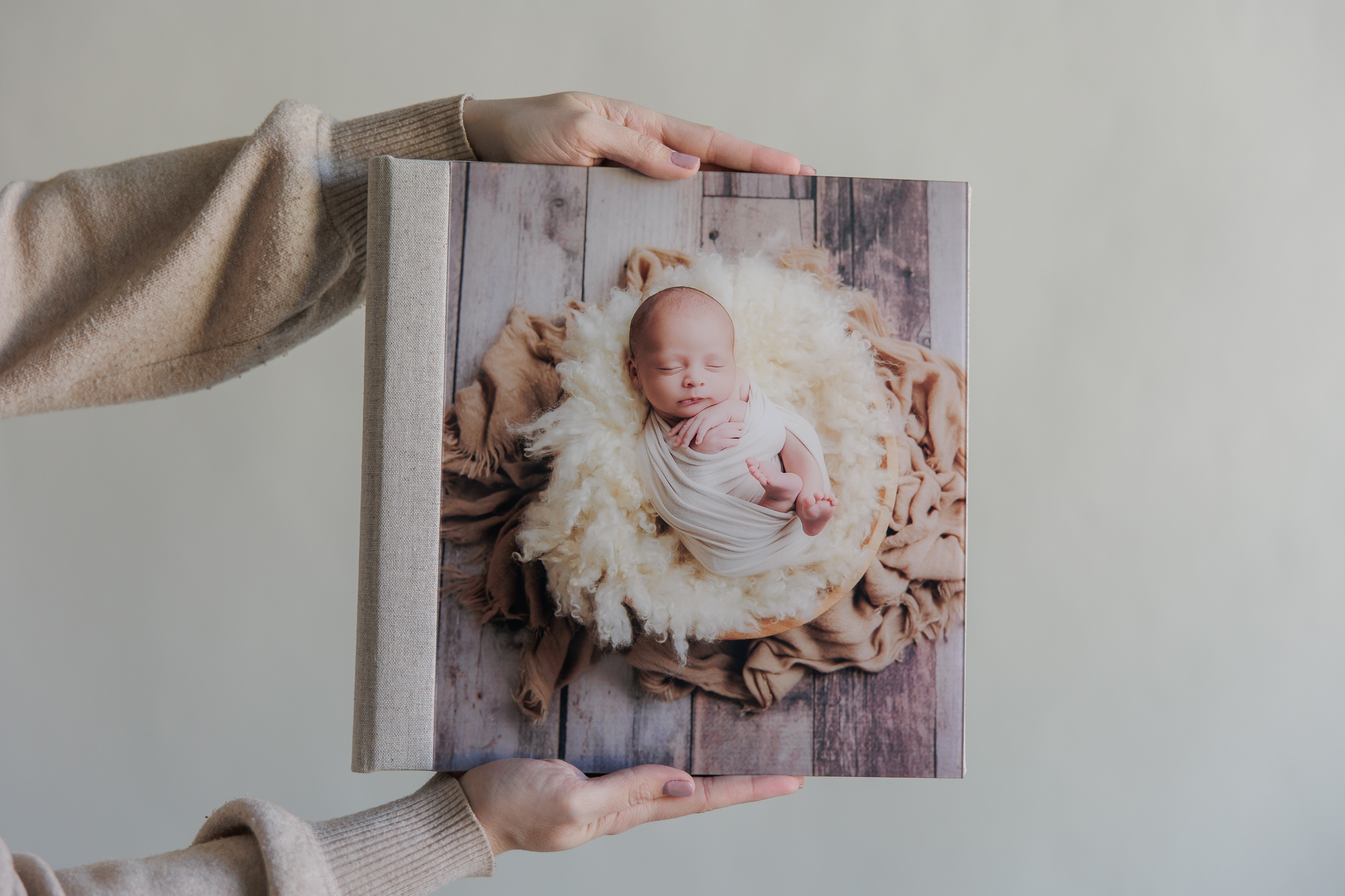 Newborn Acrylic Album Amanda Dams Photography 8